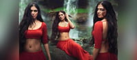 RED HOT - Malavika Mohanan Flaunts Her Hot Séx Appeal